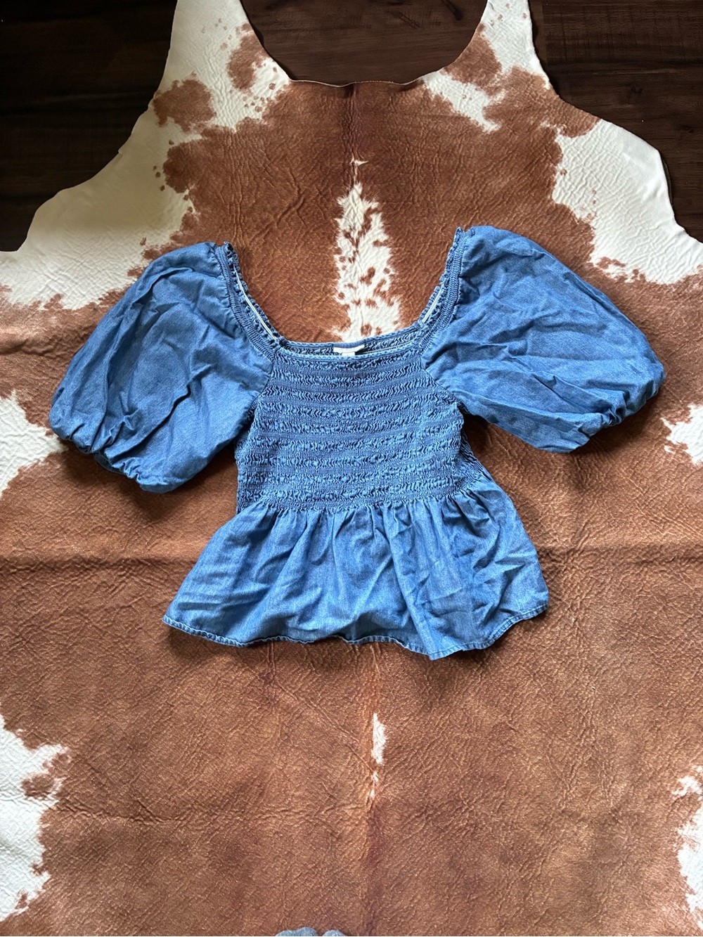 Smocked Puff-Sleeve Peplum Top - Blue